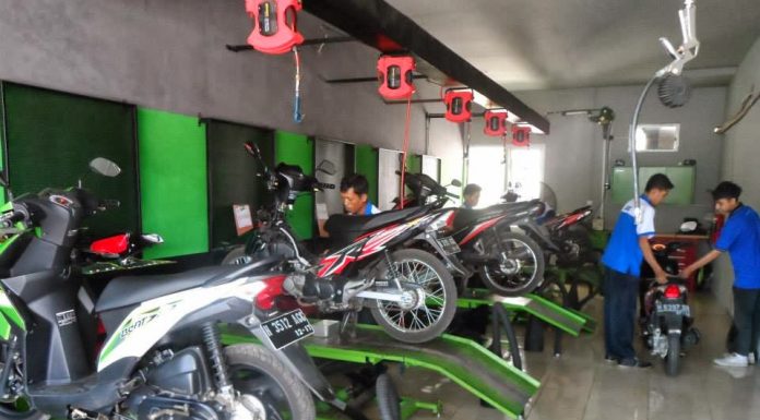 bisnis motor