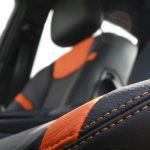 Jok Mobil dari Kulit perlu Dimanjakan dengan Perawatan Khusus perawatan jok kulit mobil