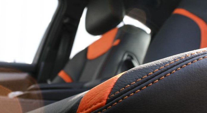 perawatan jok kulit mobil
