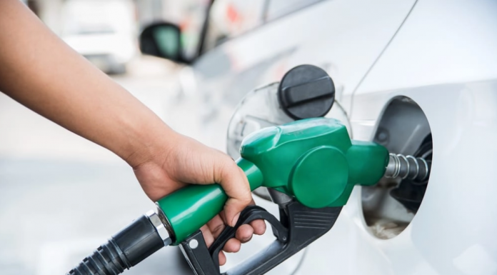 5 Cara Membuat Mobil Irit Bahan Bakar anti Rugi