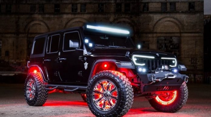 Modifikasi Jeep Wrangler dengan Lampu LED, Tampilan Sangar Mirip Hantu!