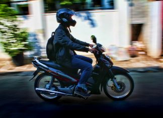 Mudik dengan Motor? Pastikan Anda Menerapkan Safety Riding Berikut Ini